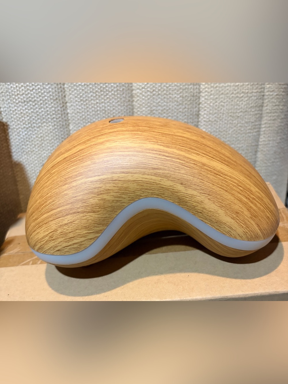 GX Diffuser GX-14K Cashew Nut Shape Aroma Diffuser, Light Wood Grain, Electric